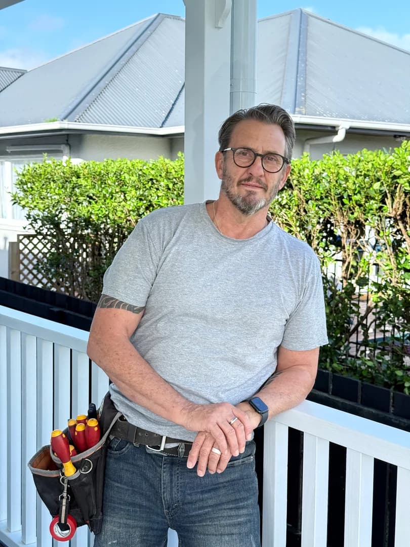 Steve from Barratt-Boyes Electrical - Owner-operated friendly electrician providing reliable electrical services across East Auckland with 30+ years experience